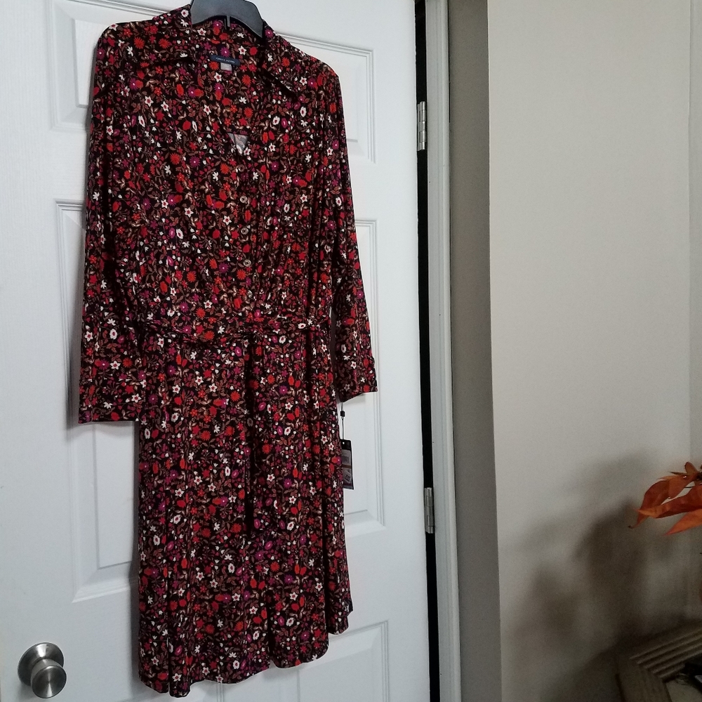 Tommy Hilfiger Ditsy Floral-Print Shirtdress - Picture 4 of 15